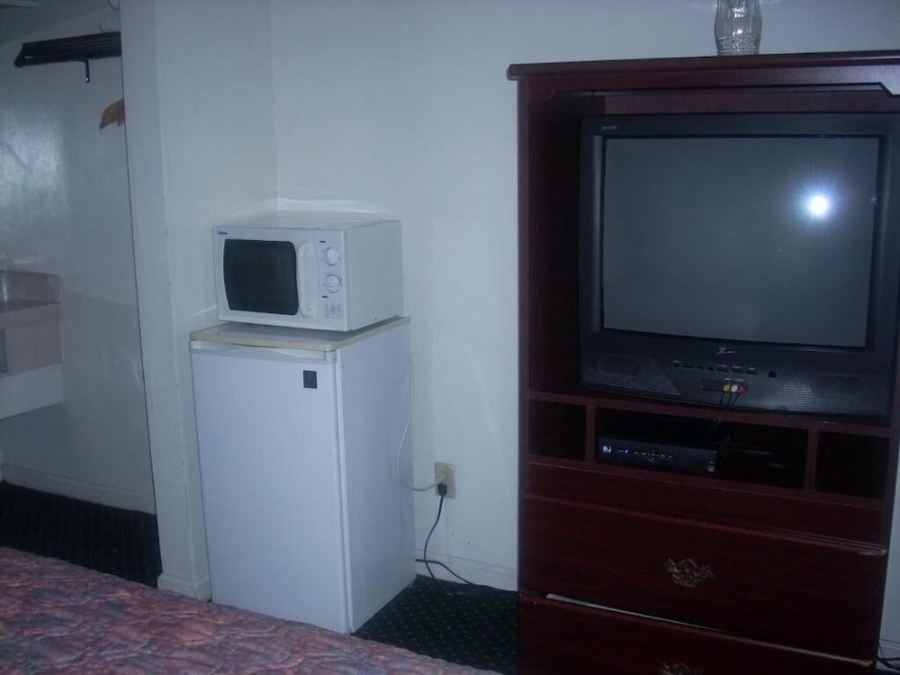 Economy Inn Monterey Seaside Bagian luar foto