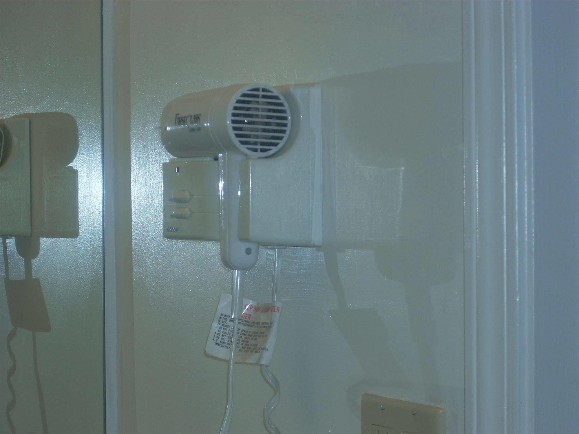Economy Inn Monterey Seaside Bagian luar foto